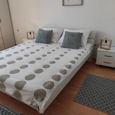 Sunny Apartment In Рийека Екстериор снимка
